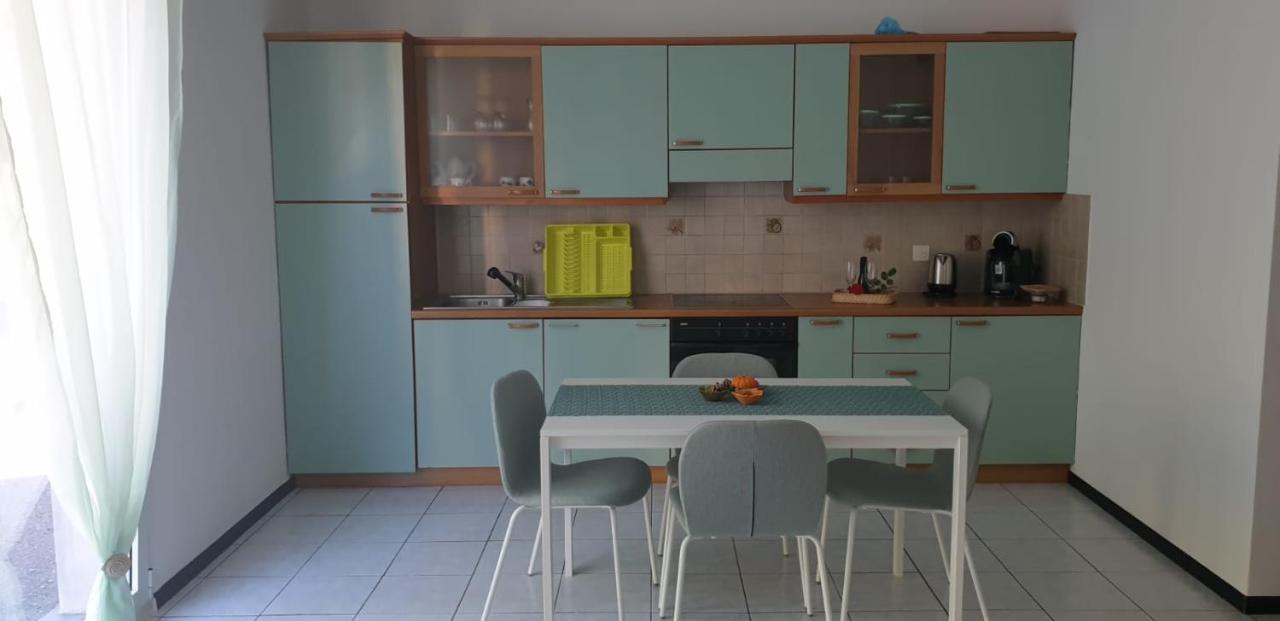 Alloggio Corina Cadenazzo エクステリア 写真